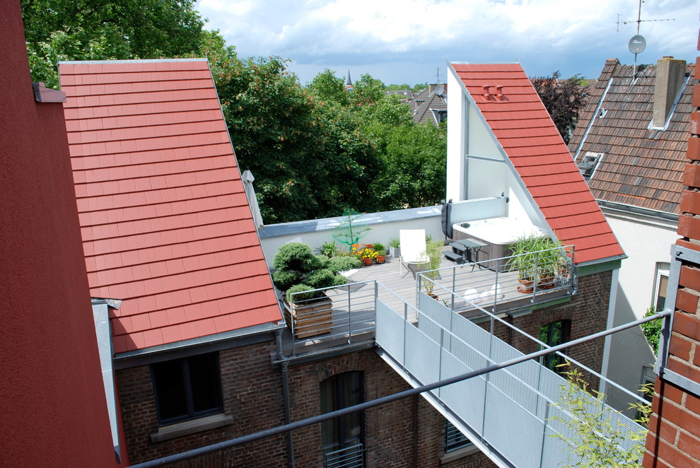 Photo of a modern roof terrace in Cologne.