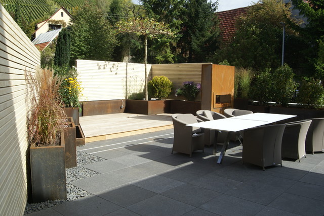 Terrasse Modern Terrace Stuttgart by Kupka Garten