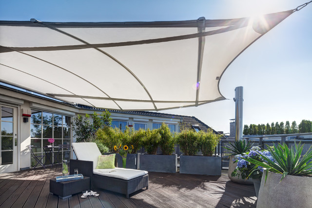 trapez4sun: dreidimensionales Sonnensegel für die Dachterrasse -  Contemporary - Terrace - Cologne - by C4sun | Houzz IE