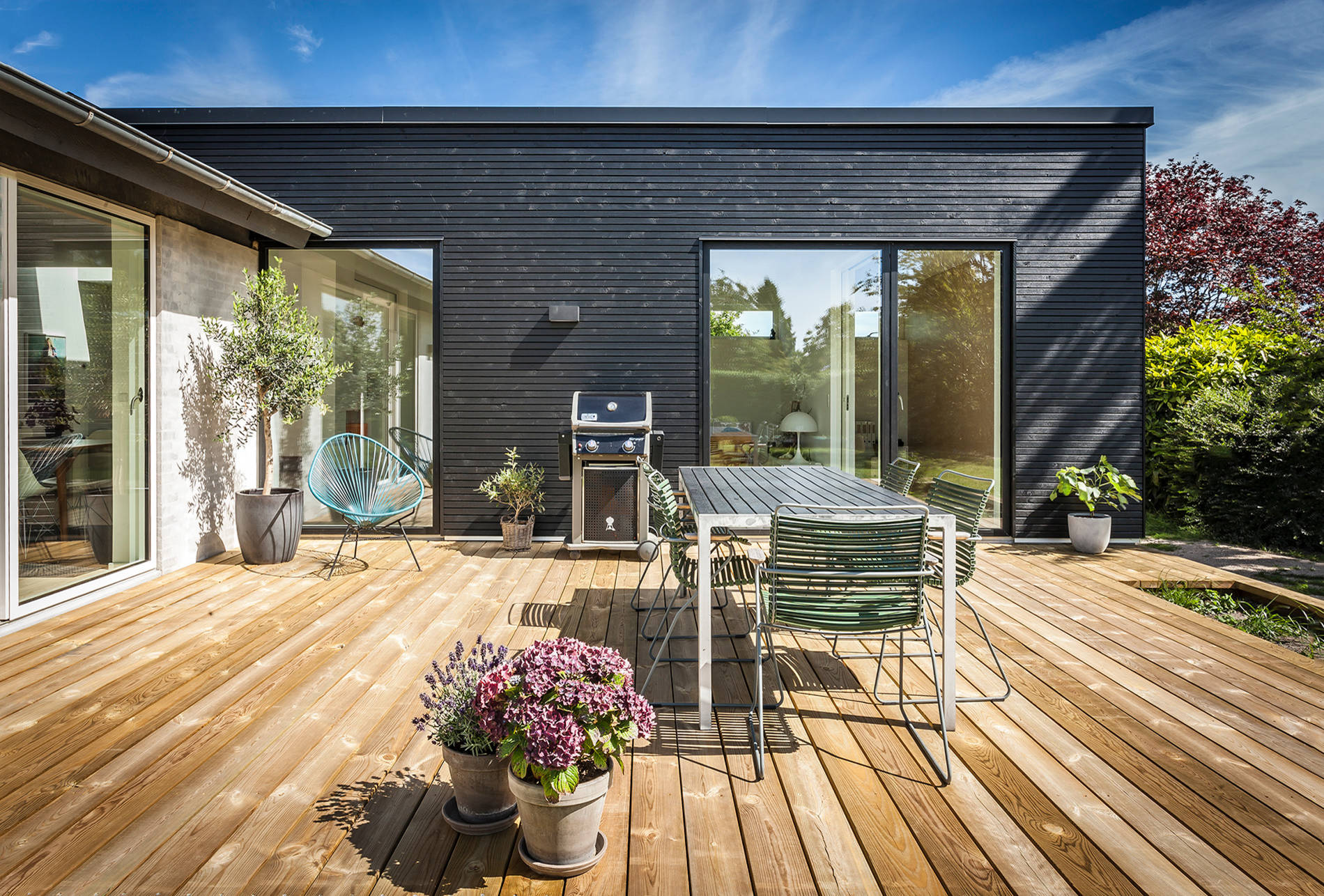 Wie aufm Sonnendeck – mit einem Holzboden für die Terrasse