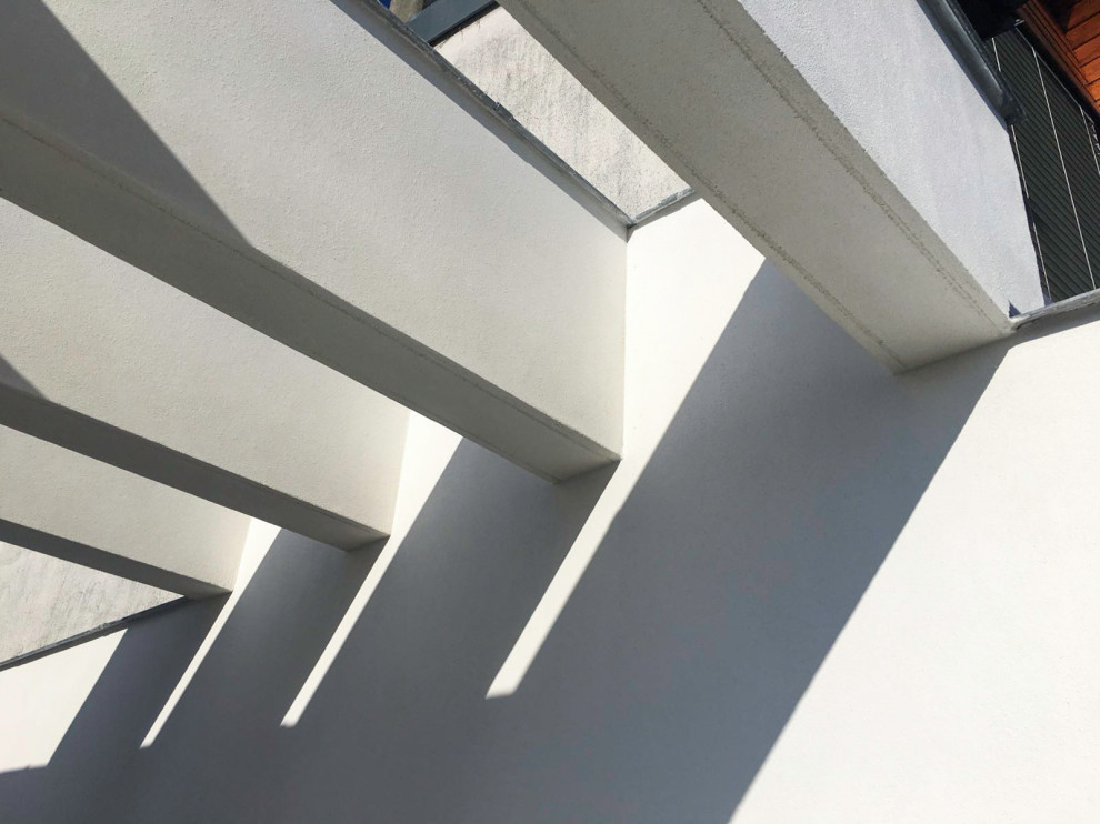 Détail pergola béton au dessus du patio Contemporary Patio Paris — free download