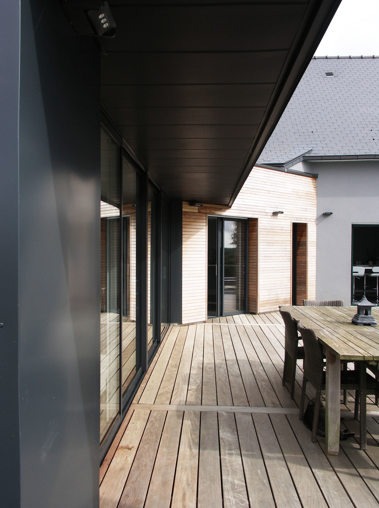 Inspiration for a contemporary terrace in Rennes.