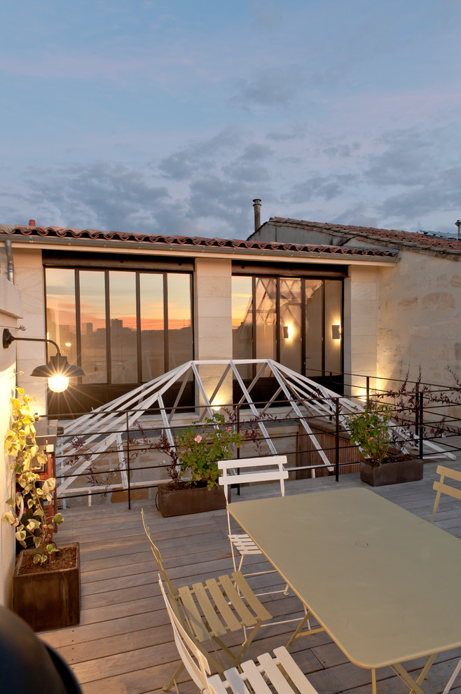 Design ideas for a medium sized urban roof rooftop terrace in Bordeaux with no cover.
