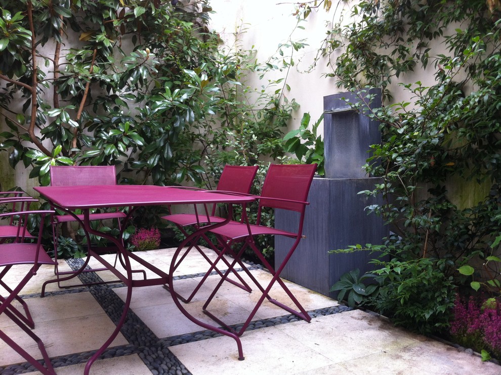 This is an example of a world-inspired patio in Paris.