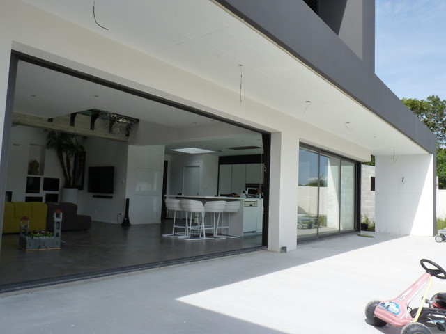 Maison Contemporaine Dompierre Sur Mer Contemporary Terrace Nantes By Julien Taub Architecte Dplg Houzz