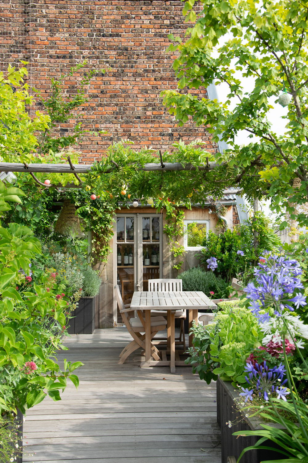 75 Beautiful Transitional Backyard Deck Pictures Ideas May 2021 Houzz