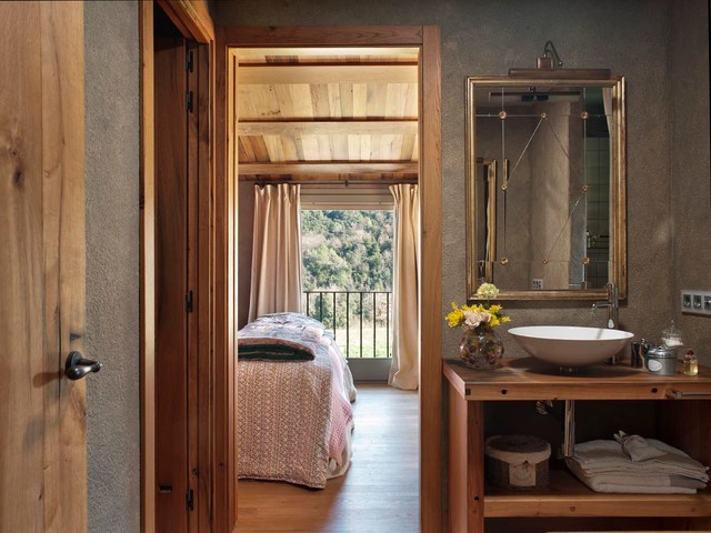 Masia rural - Rústico - Terraza y balcón - Barcelona - de BCA Interiors