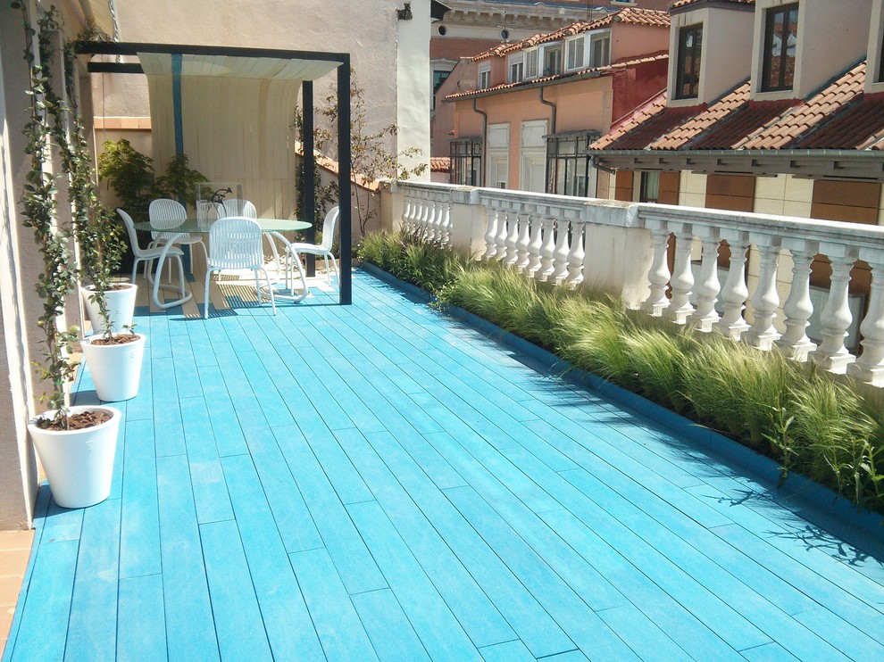 Deck - transitional deck idea in Madrid