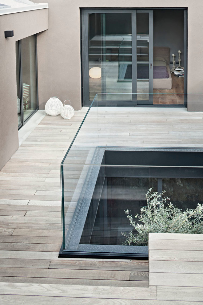 Deck - contemporary deck idea in Milan