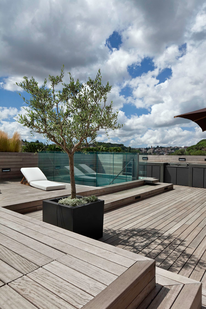 Design ideas for a contemporary terrace in Rome.