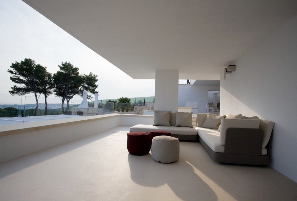 Moderne Terrasse in Bari