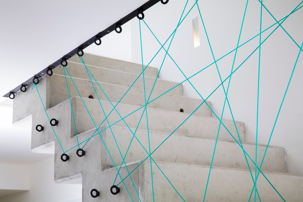 Inspiration for a contemporary staircase remodel in Frankfurt