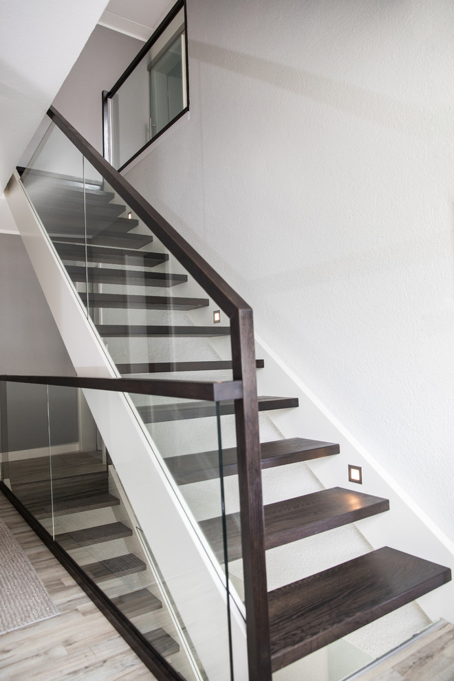 Gerade Moderne Treppe in Stuttgart