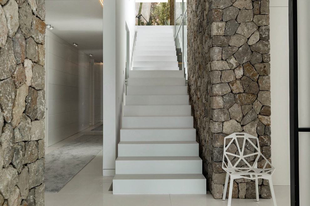Example of a trendy staircase design in Palma de Mallorca
