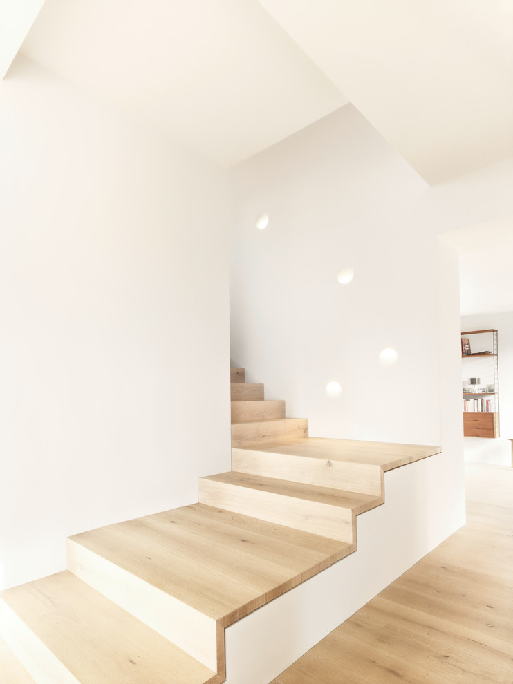Стильный дизайн: лестница в скандинавском стиле - последний тренд