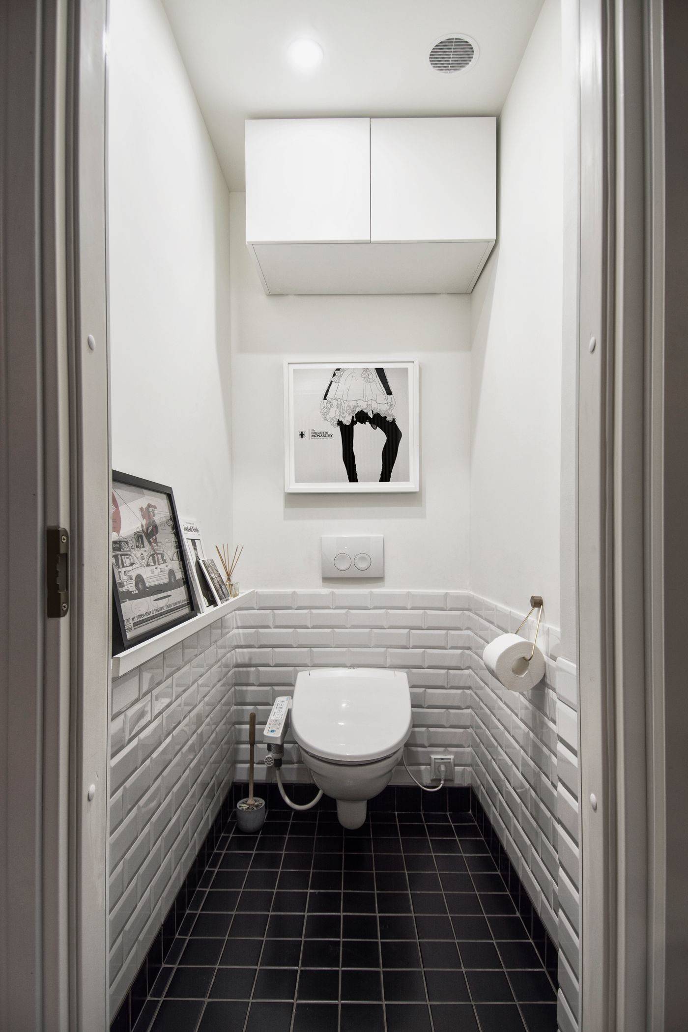 Дизайн туалета маленького размера в панельном доме (Фото)