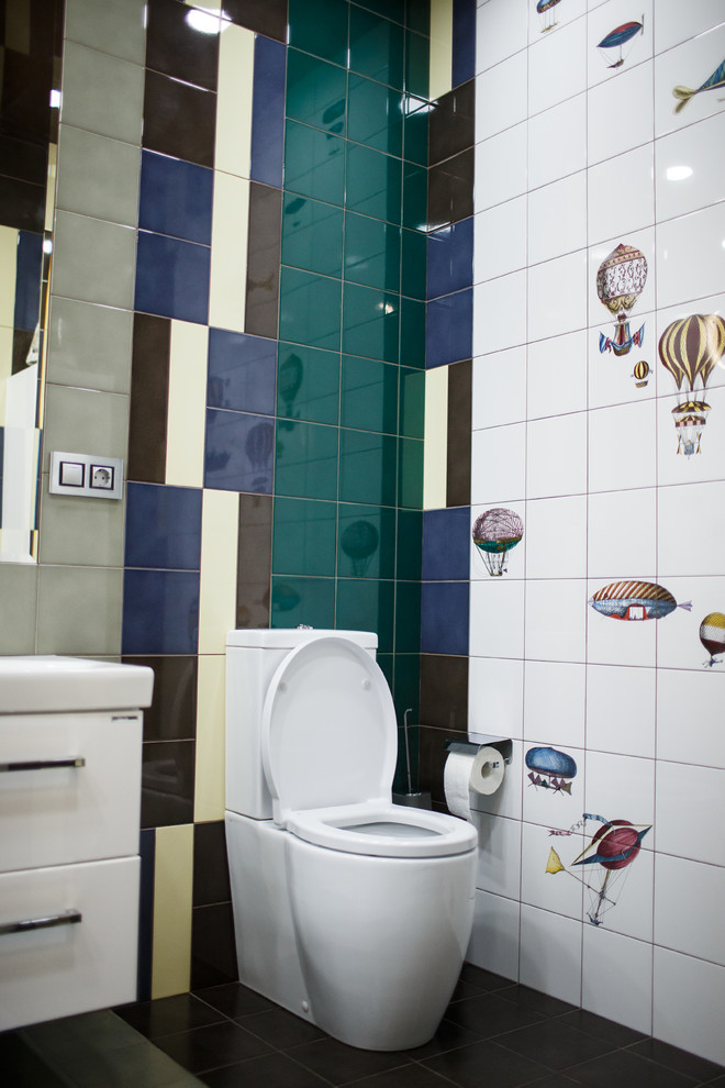 Idée de décoration pour un WC et toilettes design avec WC séparés.