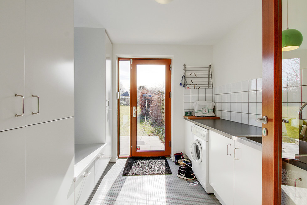 Design ideas for a scandi utility room in Aalborg.