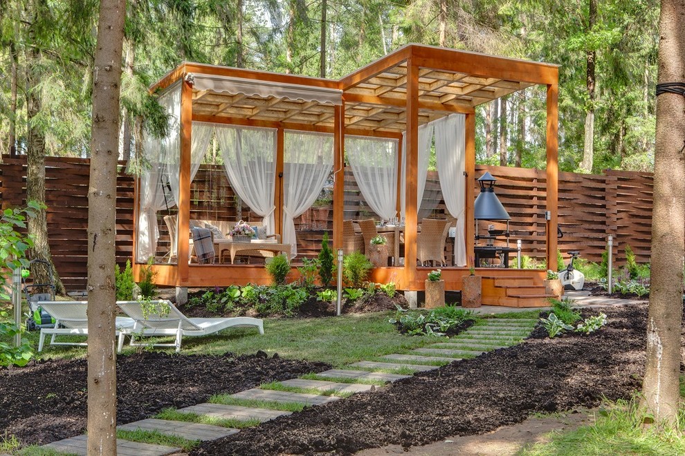 Immagine di un giardino minimal con gazebo