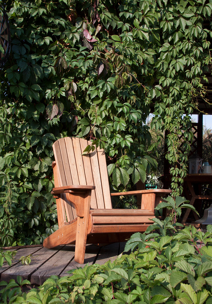 Idee per un giardino boho chic esposto in pieno sole di medie dimensioni e dietro casa in estate