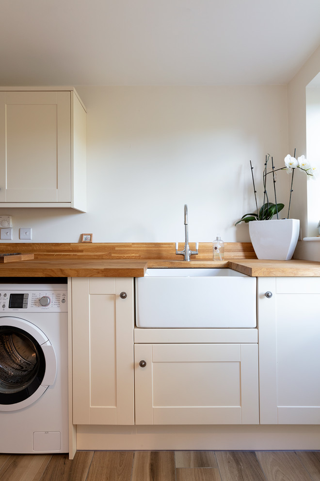 An impressive two storey extension Traditional Laundry Room