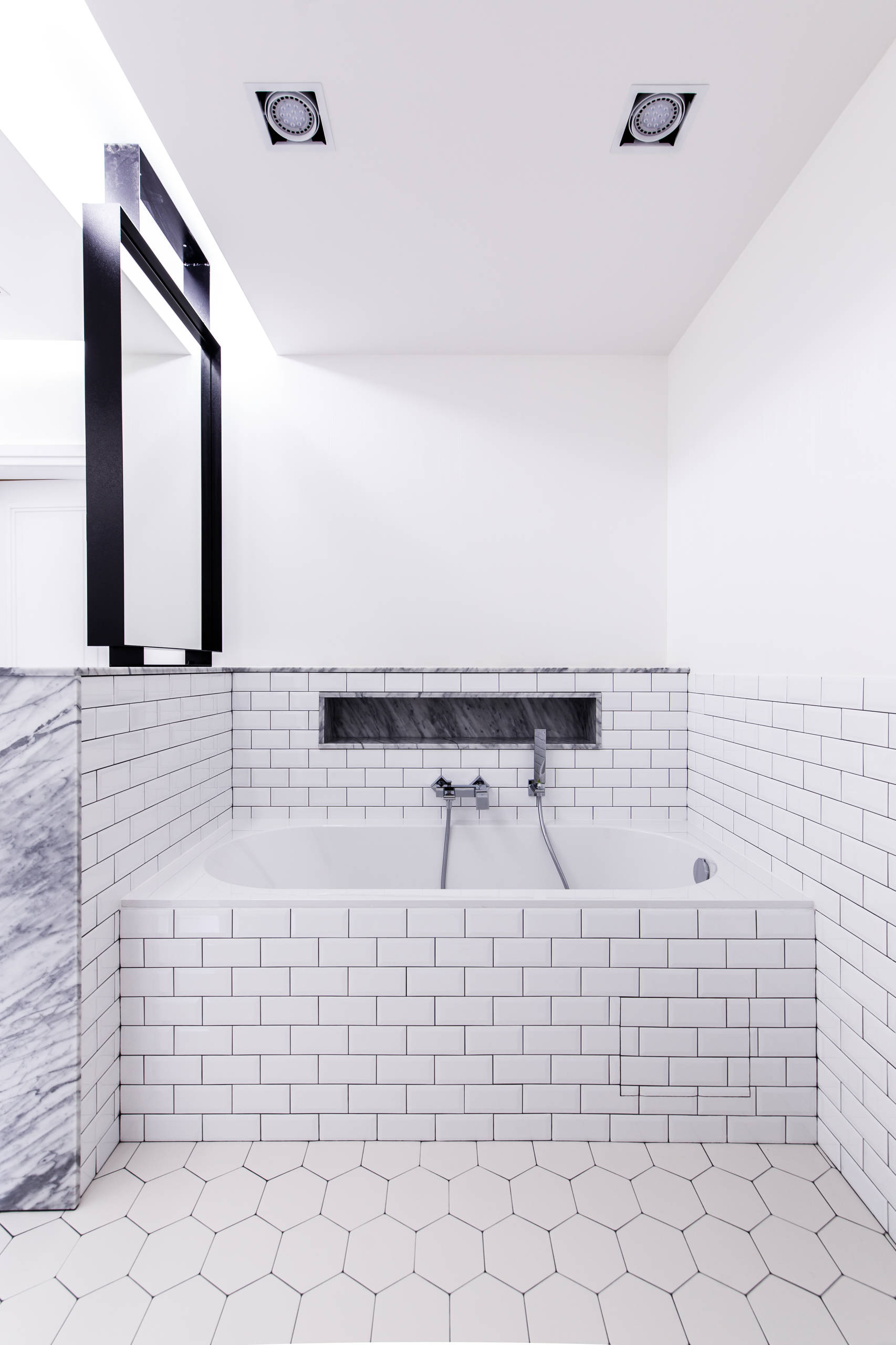 37+ White Bathroom Floor Tiles ( CLEAN & CLASSIC ) - Tiles