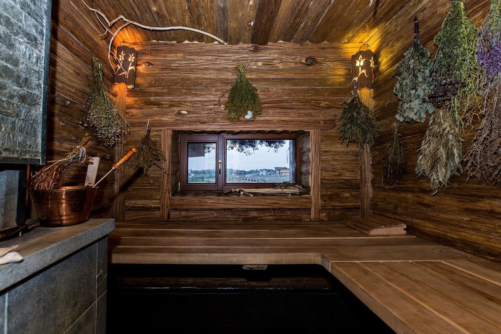 Inspiration for a rustic sauna bathroom in Moscow.