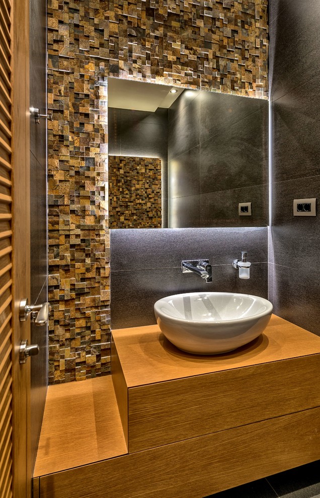 This is an example of a contemporary bathroom in Moscow.