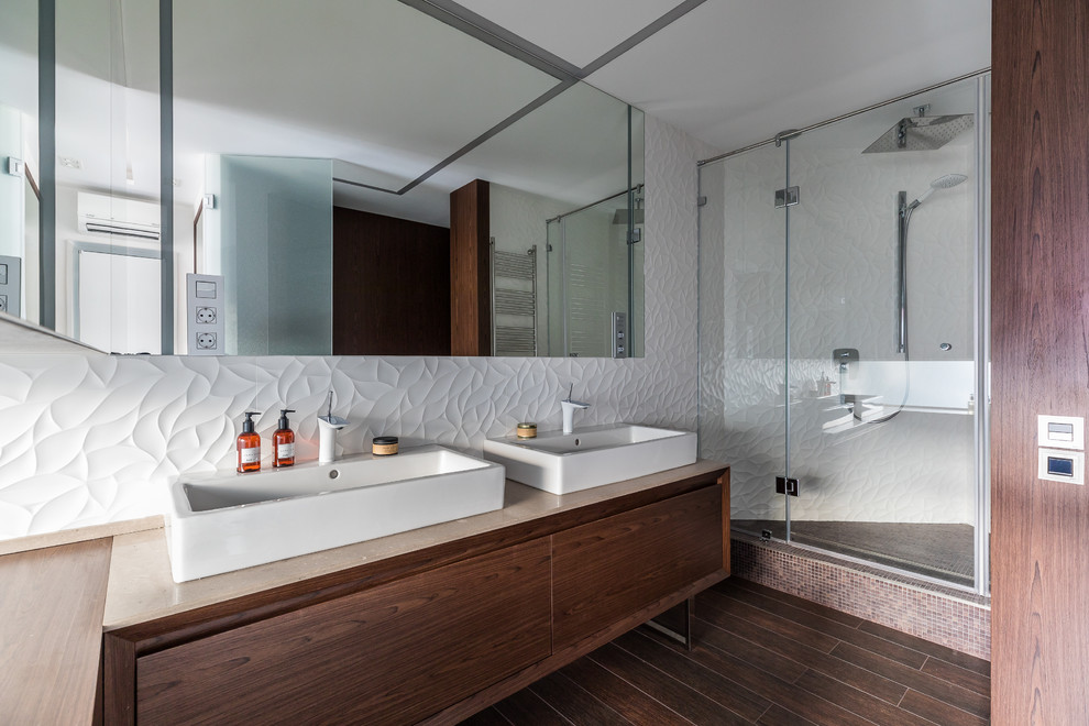 Источник вдохновения для домашнего уюта: ванная комната в современном стиле