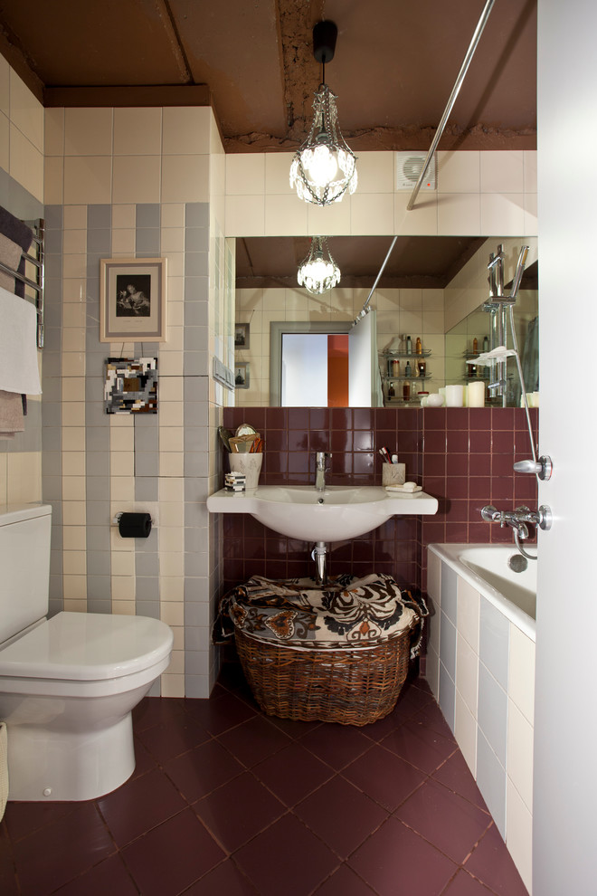 Bathroom - eclectic bathroom idea in Moscow