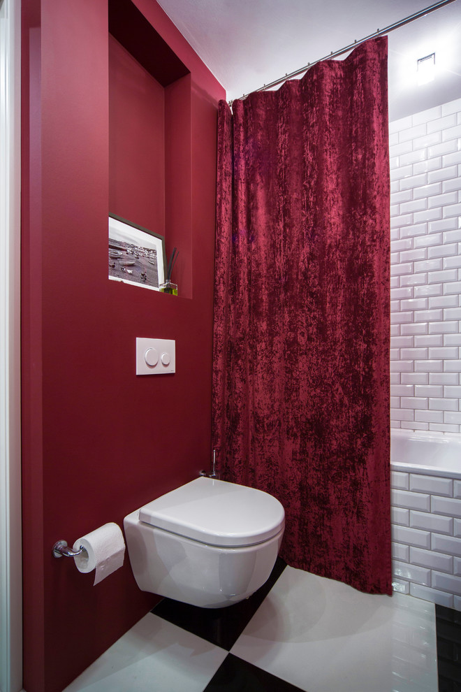 На фото: ванная комната среднего размера в стиле неоклассика (современная классика) с ванной в нише, душем над ванной, инсталляцией, плиткой кабанчик, разноцветными стенами, полом из керамогранита, накладной раковиной, столешницей из плитки, разноцветным полом и шторкой для ванной
