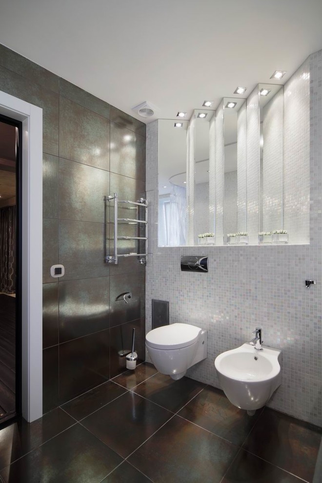 エカテリンブルクにあるコンテンポラリースタイルのおしゃれな浴室の写真