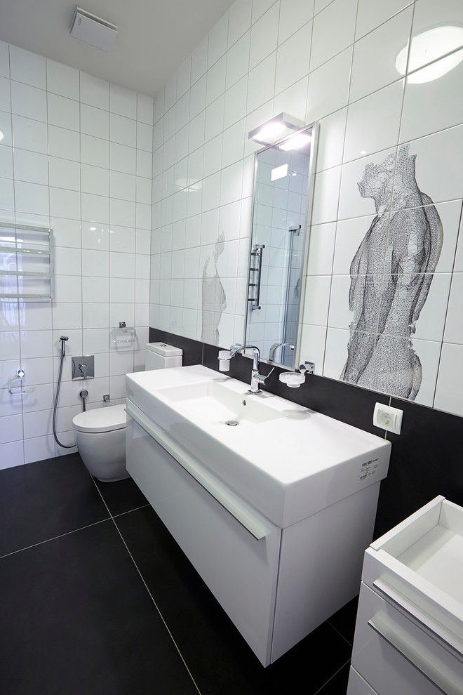 Contemporary bathroom in Moscow.