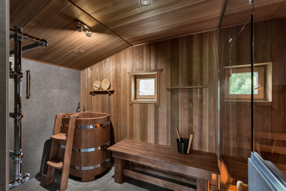 Photo of a rustic sauna bathroom in Saint Petersburg.