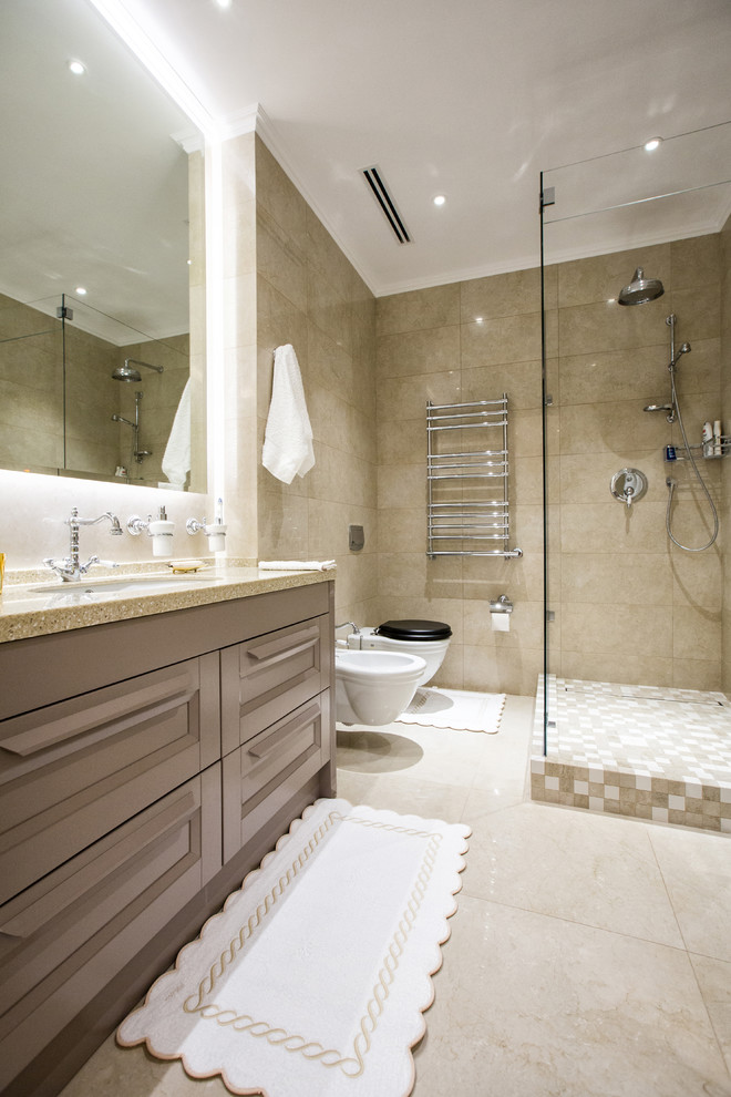 Источник вдохновения для домашнего уюта: ванная комната в классическом стиле