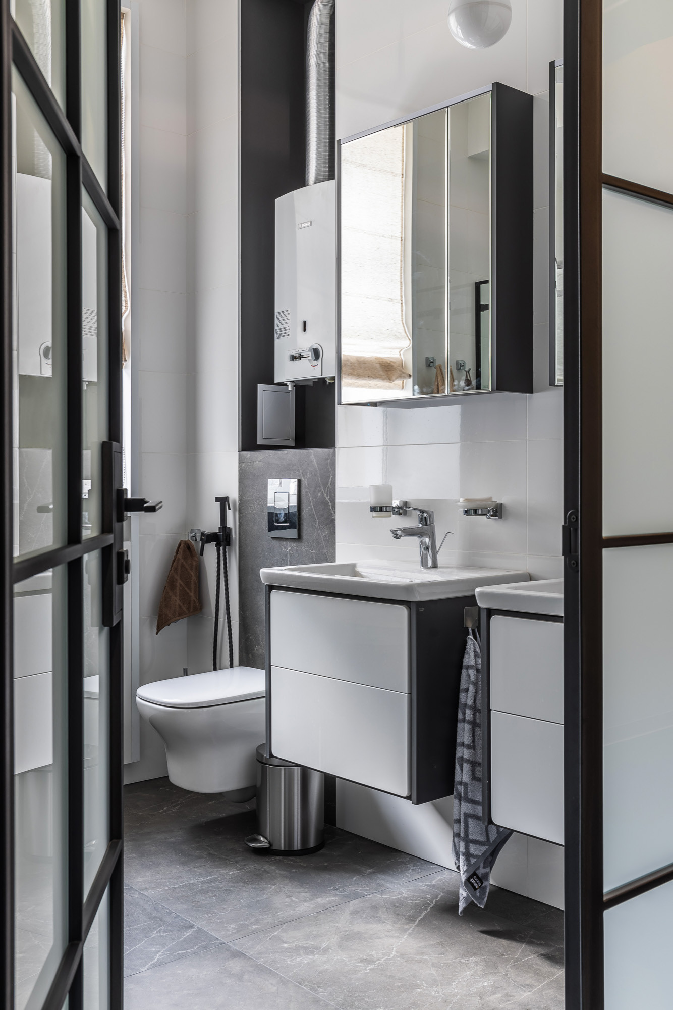 14 Creative Small-Bathroom Storage Ideas to Maximize Space