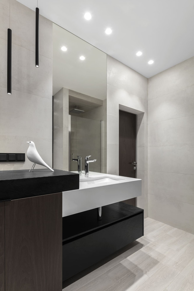 Mid-sized trendy 3/4 gray tile and porcelain tile porcelain tile, white floor and single-sink bathroom photo in Moscow with flat-panel cabinets, medium tone wood cabinets, a wall-mount toilet, gray walls, a console sink, quartz countertops, a hinged shower door, white countertops and a floating vanity
