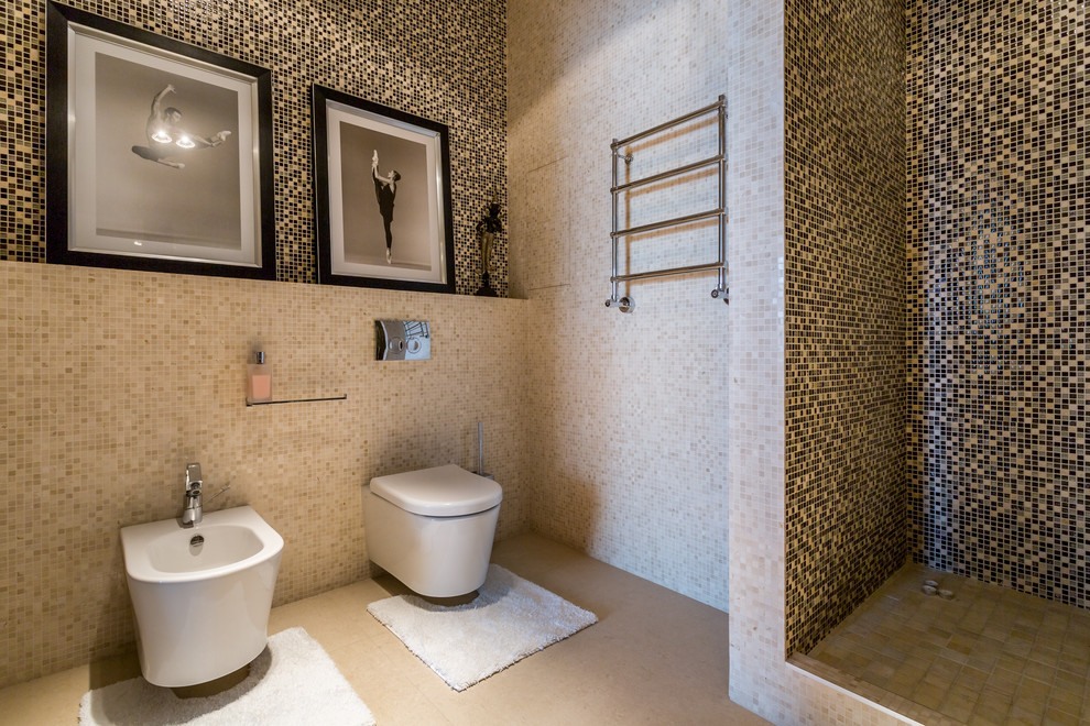 Inspiration for a contemporary shower room bathroom in Moscow with an alcove shower, a bidet, beige tiles, brown tiles and mosaic tiles.