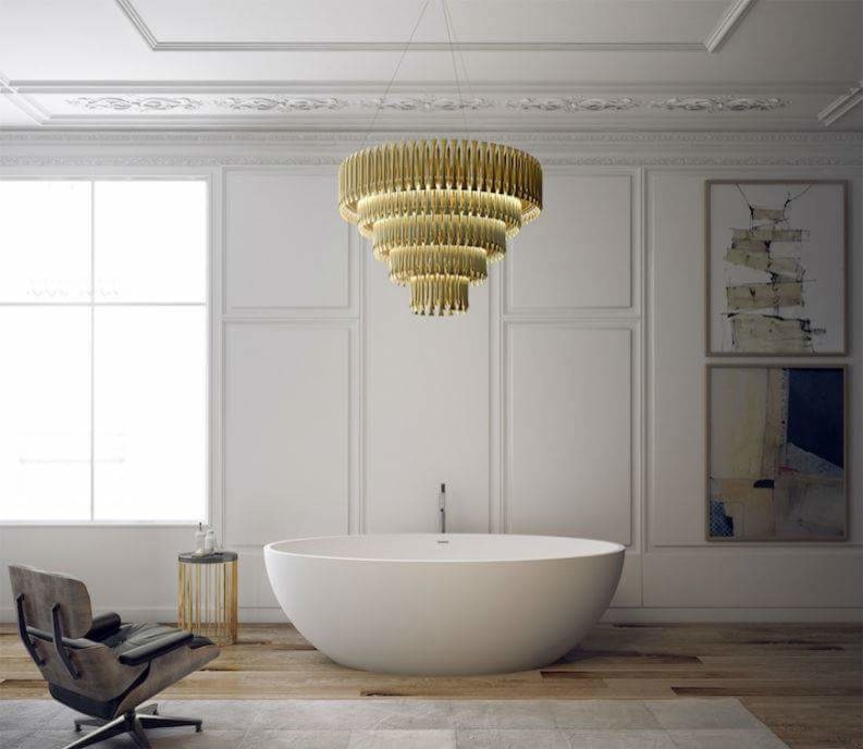 Пример оригинального дизайна: ванная комната в классическом стиле с отдельно стоящей ванной и полом из керамогранита
