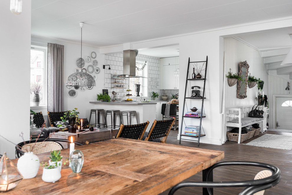 Living room - scandinavian living room idea in Gothenburg