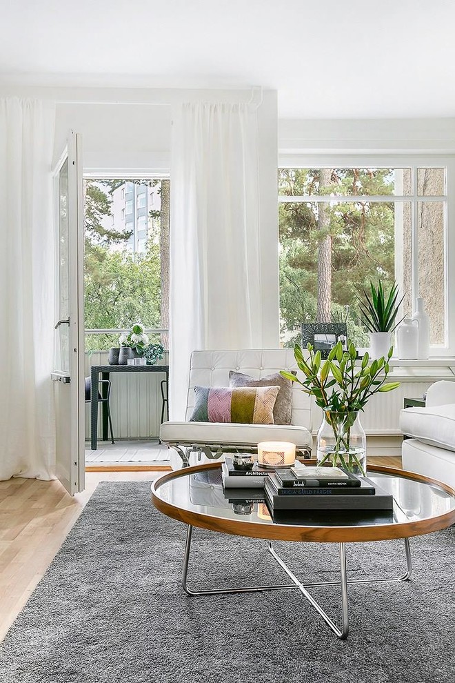 This is an example of a scandi living room in Stockholm.