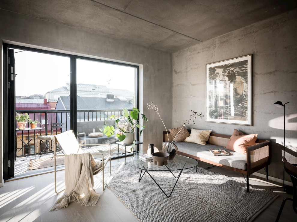 Inspiration for an industrial living room remodel in Gothenburg