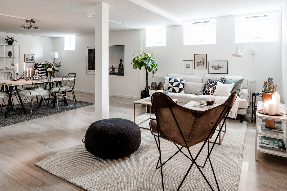 Design ideas for a contemporary living room in Gothenburg.