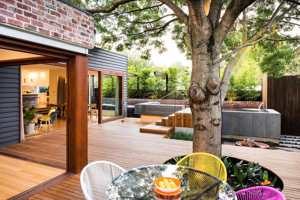 This is an example of a contemporary porch design in Melbourne.