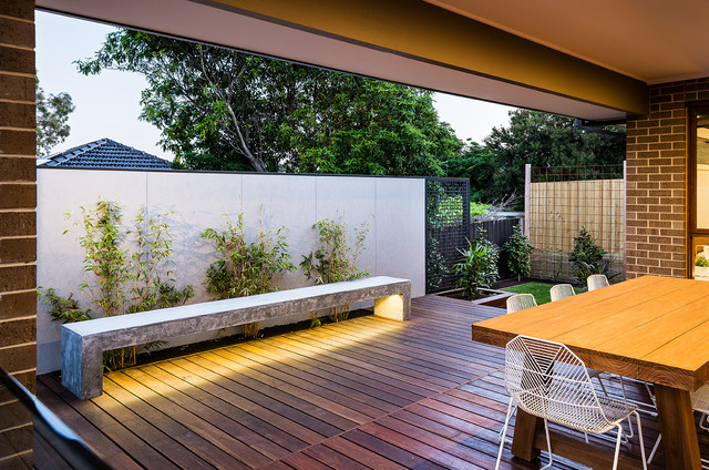 Easy living - Modern - Verandah - Melbourne - by Bayon Gardens | Houzz AU