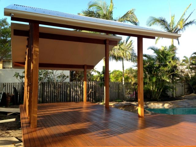 Inspiration for a contemporary porch remodel in Brisbane