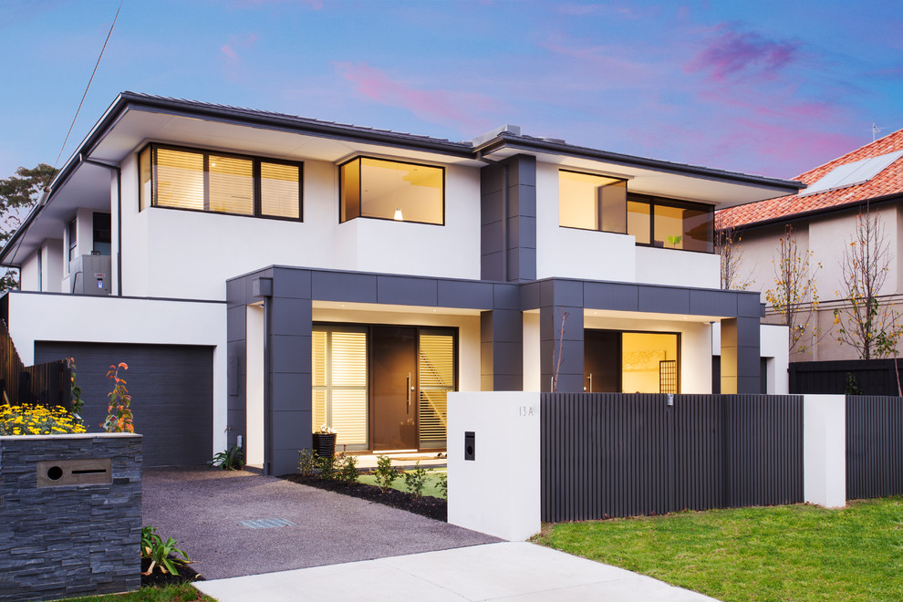 This is an example of a modern porch design in Melbourne.