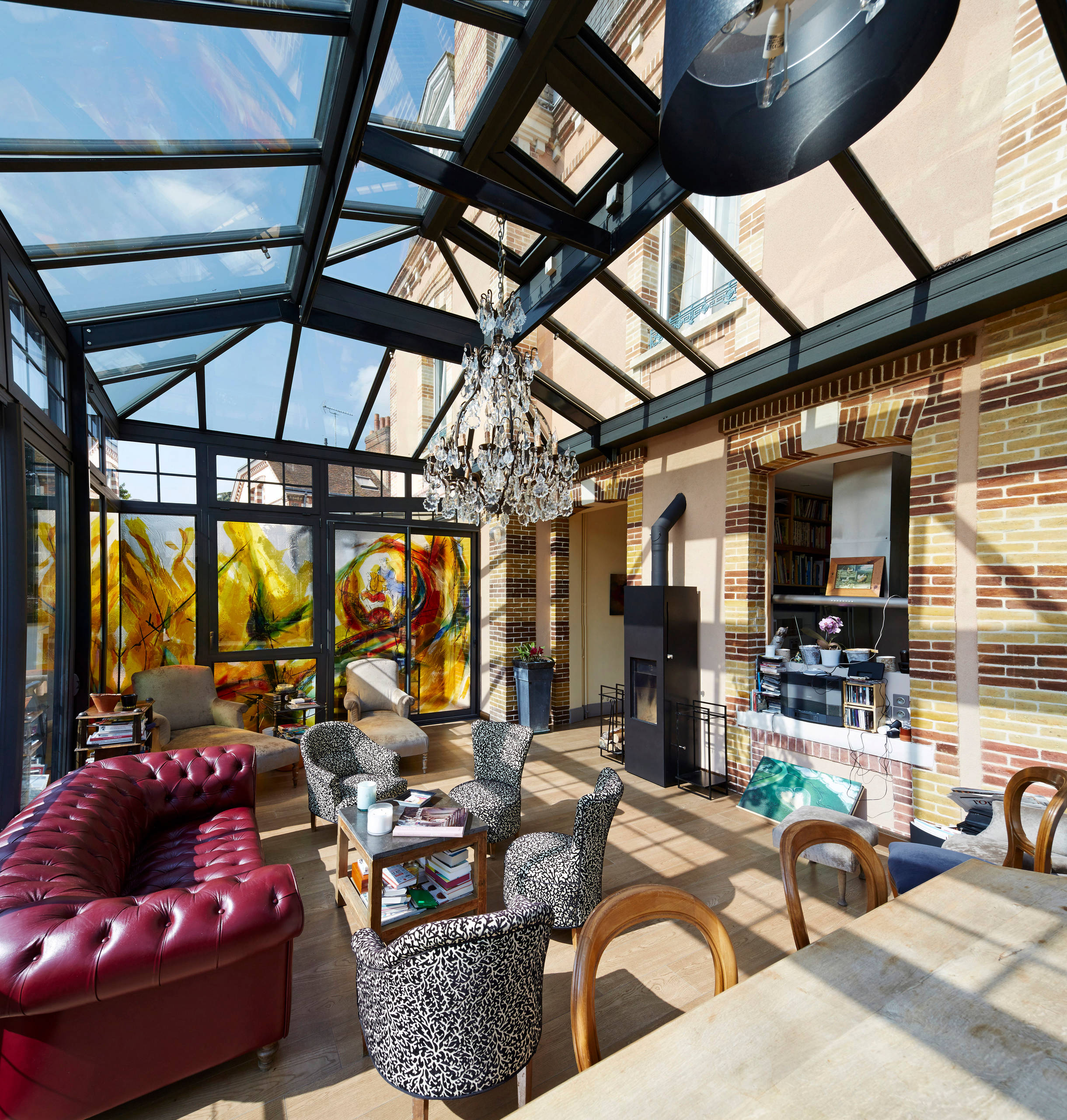Reportage Véranda Magazine - Eclectic - Sunroom - Other - by François  Delauney | Houzz