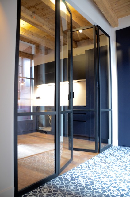 Sas d'entrée en verrière avec portes battantes - Contemporary - Sunroom -  Lyon - by Robi Design Métallique sur-mesure Annnecy | Houzz AU