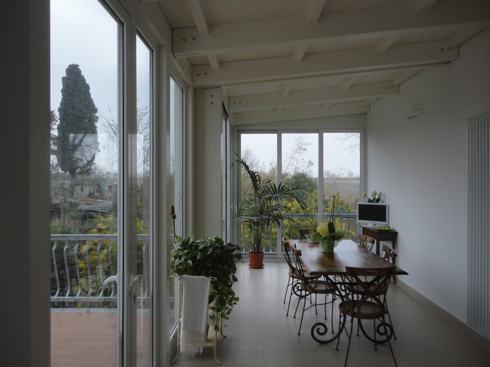 Design ideas for a modern conservatory in Florence.